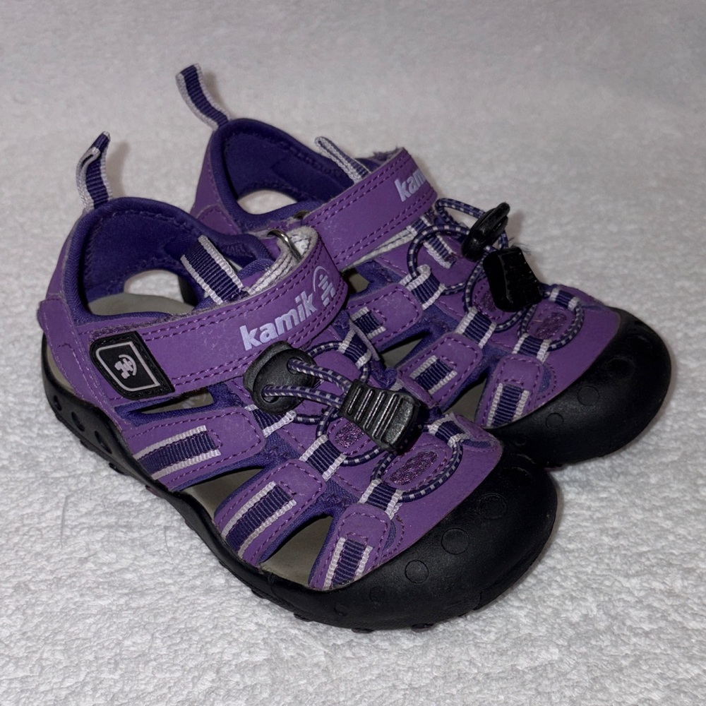 Kamik crab sport Kids Purple and Black Sandals girls 11